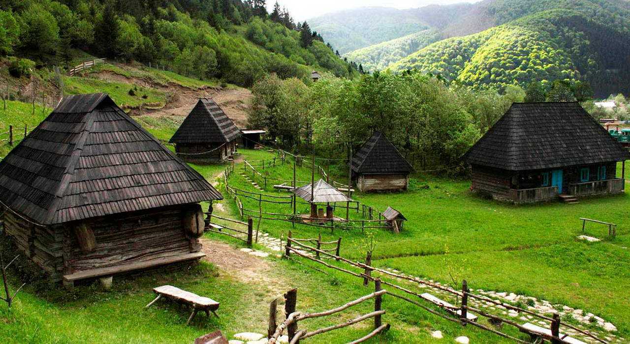 екскурсії в Карпати