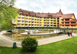 Курорти Закарпаття і бункер Арпада: захоплива подорож часом
