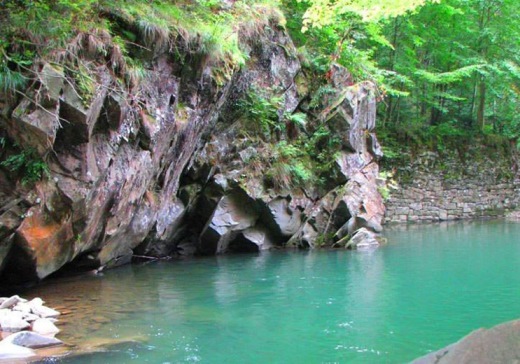  Блакитна лагуна в Закарпатті 