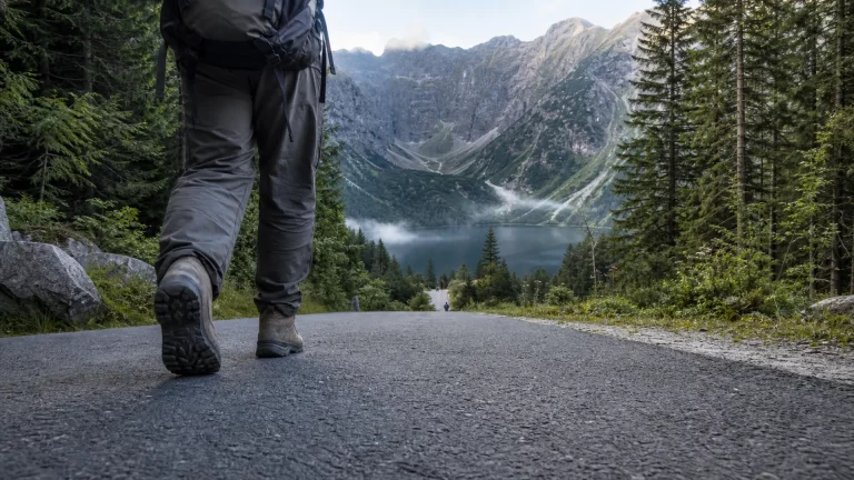 Morskie Oko in the Tatras: when to go, how far you walk and what to pack